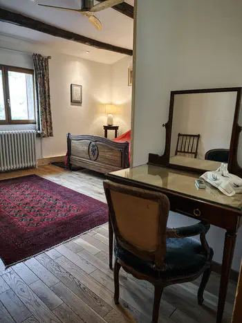 Chambre et bureau - Chambre d'hôtes les Arnauds à Aix-en-Provence